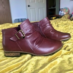 Earth Origins Abby Wide Booties Women’s